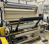 欠点検知機付巻替検品機　東京印刷立会いセンター所属